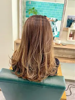 ✨3Dハイライト✨嬉しいダメージケア込み🫰/ブリーチ/ダブルカラー/ミニモ限定¥17000→¥13600​〜​