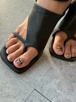 フットネイル/アート2本ずつ🎨『オフ込』