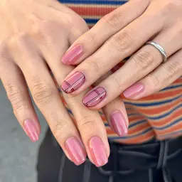 【ハンド💅✨/アート２本】ラインアート🎀（オフあり）