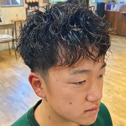 メンズカット+パーマ+トリートメント✨️