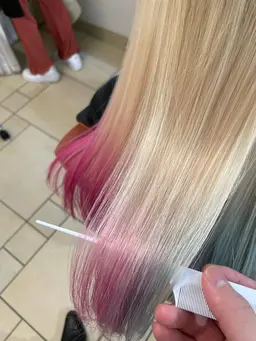 ⭐️3月学生限定クーポン⭐️ブリーチダブルカラー➕前処理トリートメント¥11000⭐️