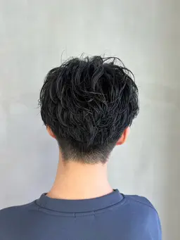 【メンズ歓迎⋆✦】 カット+パーマ🌀