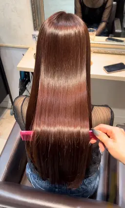 5センチ以上カット✂️➕縮毛矯正💚➕自社開発・髪質改善トリートメント🩵