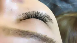 【リピーター様】ボリュームラッシュ300本✨