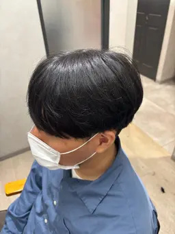 【マッシュスタイル】カットのみ/  軽さも出すことが出来てヘアセットも楽にしたい方にも挑戦しやすいヘアスタイルです！