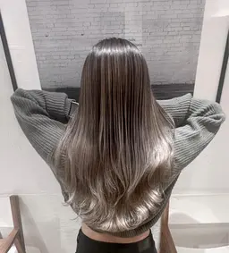 【外国人風ハイライト&グラデーションカラー!CMCトリートメント】ケアブリーチ付 ブリーチ1.5回付