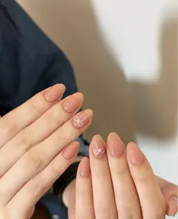 【自爪】ワンカラー➕🩷アート2本⭐️2980(オフあり)