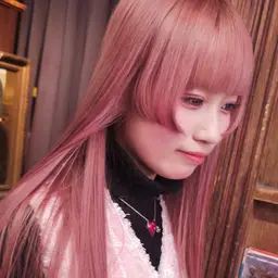 顔周りのカット