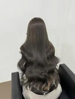 ✨大学生、実習生必見✨透明感暗めカラー+選べるオリジナルトリートメント¥5500