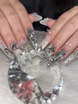 ❤️‍🔥爆盛りパーツつけ放題❤️‍🔥長さ出し＋パーツ乗せ放題♡とことんギラギラに！※オフあり