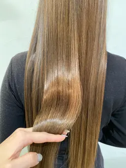 🌈話題のカラー剤🔥ダメージレス🌿イルミナカラー＋カット＋2stepトリートメント🌈