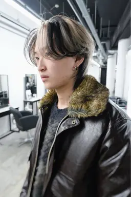 【ミニモ学割✨ケアブリーチ✨】カット+ダブルカラー 【リタッチ可】【デザイン可】