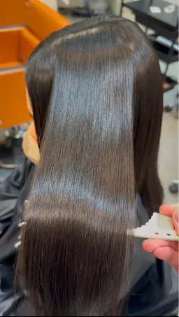 🌀うねりや広がる癖毛に悩む方必見👀必ず朝が楽になる髪質改善ストレート✨️柔らかくまとまる褒められる艶髪へ🧝‍♀️