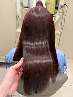 大人気‼️髪質改善酸性ストレート+トリートメント🪄