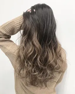 👱🏻‍♀️【グラデーションカラー】 毛先のみブリーチ➕カラー