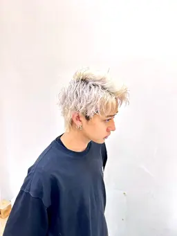 カット+シルバーカラー✨ハイライトも可🙆‍♂️