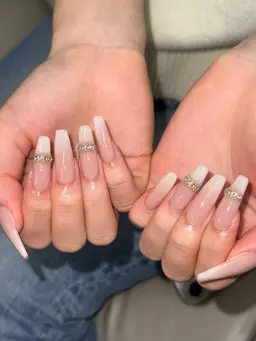 期間平日限定❣️チップ長さだし90minデザイン🩵