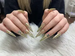 チップスカルプワンカラー➕ビジューストーン２つプレゼント🎁