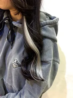 （💥今月限定💥）🧁簡単イメチェンが叶う🧁シールエクステ10本＋エクステカット