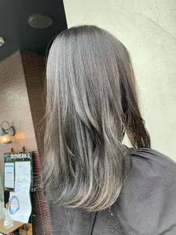 🦋学生必見❕黒染めカラー✨口コミで＋トリートメント付き🦋