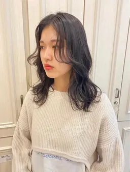 【レディースミディアム（胸上）】🌈（Aujuaシャンプートリートメント使用）⚠️3cm以上切らせて頂ける方!