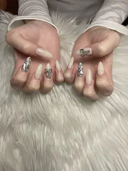 チップ長さだし４本アート(オフあり)ワンカラｰ or ラメグラ