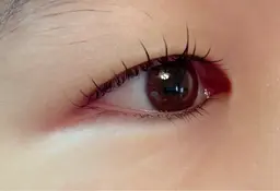 上まつ毛✨ダメージレスまつ毛パーマ　トリートメントケアとコーティング付き🧡