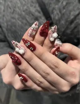 「学割コース」💗チップ長さ出し10本・アートやり放題&パーツ付け放題