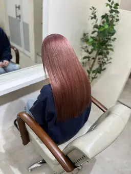 《黒染め剥がしトリプルカラー＋オンカラー＋トリートメント👦✨》