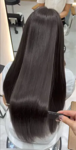 Premium艶髪ストレート(縮毛矯正)+カット+超音波3stepトリートメント🫧 福岡/博多