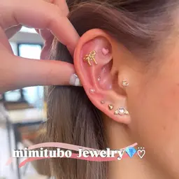 耳つぼジュエリー👂💎✨