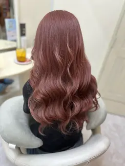 《今だけ超お得！》ケアカラー+カット+ケラスターゼヘアマスクトリートメント