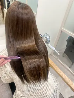 髪質改善アルカリ酸熱トリートメント+マイクロバブル✨