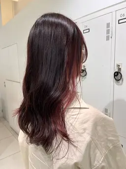 【レディース限定】🌷カット➕インナーカラー➕トリートメント🌷表面の髪も染めます◎(⚠️予約リクエストのみ受付⚠️)