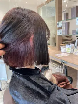 🐻ボブの女性に人気NO.1🐻🍀ちょこっと⭐️アクセント🍀ブリーチ➕インナーカラー➕トリートメント