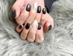 ❣️お好きなアート2本(ラメグラ&1色塗り)❣️