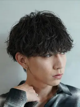 当店スタイリストカット✂️＋各種パーマ+3stepトリートメント✨