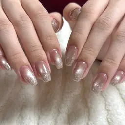 マグネットラメグラデーションorマグネットフレンチ(ソフトジェルオフ込み)