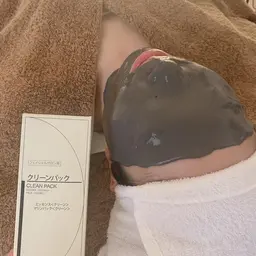 毛穴汚れ、肌のゴワゴワ気になる方にオススメ💙人気No.3💙[フェイシャルエステアドバンスコース+クリーンパック]