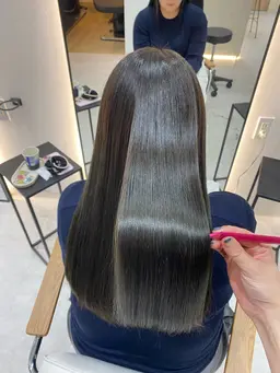 【🌸3月4月限定🌸】✨カラー➕うる艶トリートメント💎