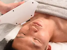 特に夕方の青ヒゲが気になる方に人気のメニューです🌟【メンズ全顔脱毛】青ヒゲ改善🥸✨