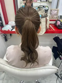 ポニーテールアレンジ(Instagram、tiktokフォローしていただいた方限定メニュー)