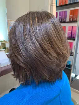 白髪ぼかしハイライト＋リタッチ➕トリートメント