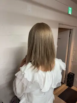 今月限定‼️ダブルカラー🫧(ブリーチ込み)+トリートメント時超音波アイロン付き※デザインカラーに変更も可◎※指名料別