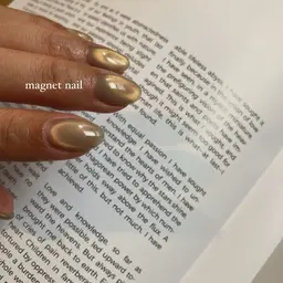 【甘皮ケア】♡大人気キラキラマグネットネイル⭐︎期間限定⭐︎メンズも大歓迎⭐︎