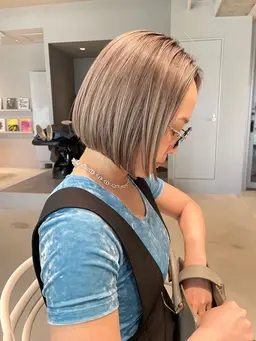 new‼️『ミルクティーカラー🧋』✨肌が綺麗に見える特別なケアブリーチカラー✨Wカラー&トリートメント