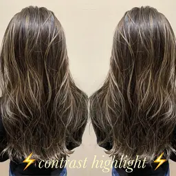 カラーにメリハリをつけたい方はこちら✨白髪ぼかしにも✨ハイライトカラー+モイスチャートリートメント　¥8800