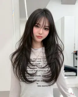 【💍当日予約限定💍】トレンドのレイヤーカット🤍➕透明感溢れる暗髪カラー➕オリジナルトリートメント➕炭酸スパ