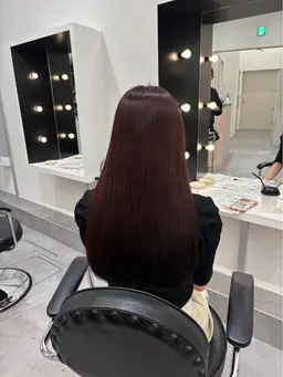 うねり、パサつき、広がり全部解決します💪 うる艶酸性縮毛矯正💫🫧