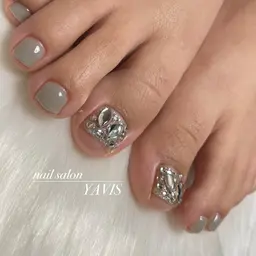 フットネイル親指2本デザイン✨️オフ込み